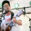 Laue Nächte und gute Stimmung: Mark Hatfield tritt am Samstag (24.08.24) beim Gemeinsam Dreisam Festival in der Waldschänke Dornheim in Würzburg auf. Das Festival ist ein gemeinsames Projekt der vier Würzburger Jugendkulturhäuser b-hof, Cairo, Immerhin und Kellerperle.