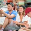 Laue Nächte und gute Stimmung: Zahlreiche Menschen verfolgen am Samstag (24.08.24) das Gemeinsam Dreisam Festival in der Waldschänke Dornheim in Würzburg. Das Festival ist ein gemeinsames Projekt der vier Würzburger Jugendkulturhäuser b-hof, Cairo, Immerhin und Kellerperle.