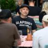 Laue Nächte und gute Stimmung: Zahlreiche Menschen verfolgen am Sonntag (25.08.24) das Gemeinsam Dreisam Festival in der Waldschänke Dornheim in Würzburg. Das Festival ist ein gemeinsames Projekt der vier Würzburger Jugendkulturhäuser b-hof, Cairo, Immerhin und Kellerperle.