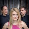 Die Musikerin und Musiker des Victoria Pohl Trios studierten an der Würzburger Musikhochschule. Beim 39. Jazzfestival Würzburg eröffnen sie den Sonntagabend.