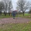 Eine neue Kletterpyramide wurde kürzlich auf dem Spielplatz in Oberfladungen aufgestellt. Die Initiative ging von zwei Familien aus, die bei den örtlichen Vereinen für entsprechende Spenden warben. Eine neue Kletterpyramide wurde kürzlich auf dem Spielplatz in Oberfladungen aufgestellt. Die Initiative ging von zwei Familien aus, die bei den örtlichen Vereinen für entsprechende Spenden warben.