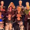Zwei Chöre - eine Band.
