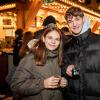 Der Würzburger Weihnachtsmarkt wurde am Freitag durch OB Christian Schuchardt und der Lichtermaid Katharina Wipplinger am Unteren Markt eröffnet. Der Weihnachtsmarkt lockt mit 125 Ständen und Buden zahlreiche Besucher in die Innenstadt.