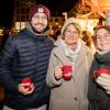 Der Würzburger Weihnachtsmarkt wurde am Freitag durch OB Christian Schuchardt und der Lichtermaid Katharina Wipplinger am Unteren Markt eröffnet. Der Weihnachtsmarkt lockt mit 125 Ständen und Buden zahlreiche Besucher in die Innenstadt.