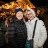 Der Würzburger Weihnachtsmarkt wurde am Freitag durch OB Christian Schuchardt und der Lichtermaid Katharina Wipplinger am Unteren Markt eröffnet. Der Weihnachtsmarkt lockt mit 125 Ständen und Buden zahlreiche Besucher in die Innenstadt.