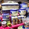 Der Würzburger Weihnachtsmarkt wurde am Freitag durch OB Christian Schuchardt und der Lichtermaid Katharina Wipplinger am Unteren Markt eröffnet. Der Weihnachtsmarkt lockt mit 125 Ständen und Buden zahlreiche Besucher in die Innenstadt.