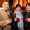 Der Würzburger Weihnachtsmarkt wurde am Freitag durch OB Christian Schuchardt und der Lichtermaid Katharina Wipplinger am Unteren Markt eröffnet. Der Weihnachtsmarkt lockt mit 125 Ständen und Buden zahlreiche Besucher in die Innenstadt.