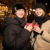 Der Würzburger Weihnachtsmarkt wurde am Freitag durch OB Christian Schuchardt und der Lichtermaid Katharina Wipplinger am Unteren Markt eröffnet. Der Weihnachtsmarkt lockt mit 125 Ständen und Buden zahlreiche Besucher in die Innenstadt.