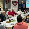 Klaus Wimbert, ehrenamtlich Beauftragter der Deutschen Herzstiftung e. V. informiert über die Leistungen der Stiftung und macht auf Präventionsmöglichkeiten zur Herzgesundheit aufmerksam.