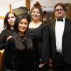Rund 60 Menschen besuchen am Montag (09.12.24) die Christmas Diamond Night in dem Juwelierladen Edelmann und Belschner in der Schweinfurter Innenstadt. Unter die Gäste mischten sich unter anderem Julian F.M. Stoeckel (Entertainer), Micaela Schäfer (Erotikmodel), Arno Funke (früher Kaufhaus-Erpresser, heute Karikaturist) und Eva Jacob( Jacob Sisters).