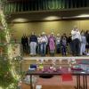 Der Chor der Mittelschule Marktheidenfeld eröffnete den Weihnachtsmarkt.