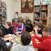 Schüler der Klasse 6a in der Carl-Stumpf Bibliothek.
