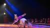 Rund 3000 Menschen besuchen am Donnerstag (12.12.24) die Premiere des Weihnachtscircus Krone auf der Talavera in Würzburg. Der Circus gastiert noch bis zum 06.01.25 in der Domstadt. Auftritt von: „Nagaïka Tribe“, einer französischen Truppe bestehend aus fünf Reiterinnen, die die Dschigiten-Reiterei präsentieren.