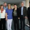  Das Team der Nephrologie im Caritas-Krankenhaus Bad Mergentheim (von rechts): Chefarzt Jochen Selbach, Unternehmenskultur-Direktor Michael Raditsch , die beiden externen Fachauditoren  Alexander Nabokow und Birgit Bader, Oberärztin Verena Maurer, Stationsleiter Erich Stapf sowie die Qualitätsmanagerinnen Heike Heller und Sabine Hemmerich .