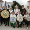 Bei der Königsfeier in Balgheim: (stehend von links) Lukas Berndorfer, Maximilian Ganzenmüller, Dieter Berndorfer, Barbara Hager, Alexander Schefenacker, Michael Mayer, Mario Schefenacker und Laura Berndorfer; (sitzend von links) Daniela Berndorfer, Kurt Stadelmeier und Leonie Berndorfer.