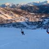 Das Aufwärmen vor dem Skifahren sollte nicht vergessen werden.