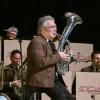 Bei seiner Abschiedstournee mit den Original Egerländer Musikanten machte Ernst Hutter (im Bild) Station in Bad Neustadt. Der Nachfolger von Ernst Mosch sagt Danke und übergibt ab 2026 die musikalische Leitung der "Egerländer Musikanten - Das Original" in die nächste Generation.