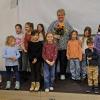 Die "Happy Kids" mit Silvia Schäfer.