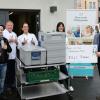 Bei der Eintopfausgabe (von links): Rainer Zink und Steffi List (2. Vorsitzender und Botschafterin der Kindertafel), vom Team der Mönchskutten-Köche Rainer Otto und Jasmin Güc, Jasmin Braun (Leitung sozialer Dienst), Kindertafel-Vorsitzender Stefan Labus und Dominik Küfner (Einrichtungsleitung Haus an den Mönchskutten).