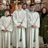 Auf dem Foto Pfarrer Reinhold Kargl, Ignaz Benkert, Louis Hahn, Lukas Flögel (Oberministrant), Lorenz Hille, Pamela Hahn (Ministrantenbeauftragte).