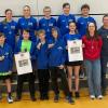 Die stolzen Medaillengewinner des Gymnasiums Bad Königshofen: Lehrer Frank Helmerich (hinten von links), Lisa Helmreich, Anne Jetschni, Simon Nätscher, Jonas Derleth, Jannis Gierer sowie Felix Helmreich (vorne von links),Ben Helmerich, Luca Weber, Felix Riedl, Dorothea Seelmann, Lisa-Marie Wehner (Betreuerin) und Sebastian Fries (Lehrer und Betreuer).