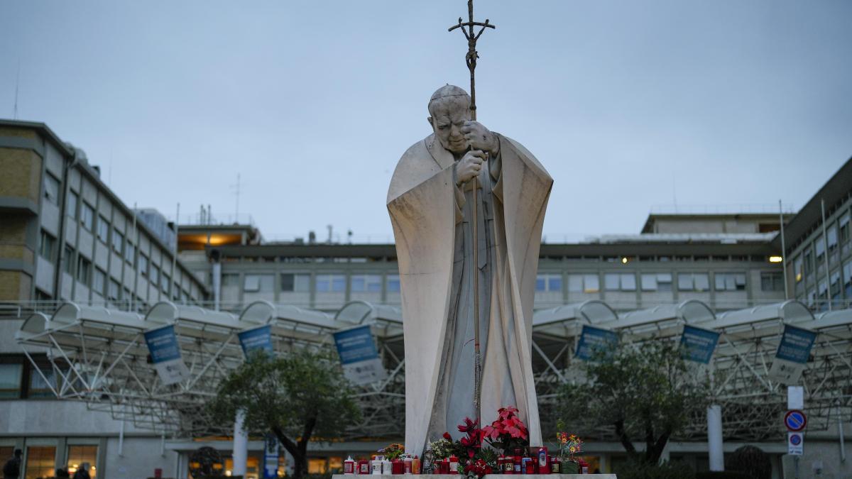 Der-Papst-ist-krank-die-Zeit-der-Ger-chte-hat-begonnen