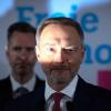 Bundestagswahl: Ein Schlaglicht fällt auf das Gesicht von FDP-Chef Christian Lindner. Den Hochrechnungen  nach kommt die FDP wohl nicht mehr in den Bundestag.