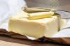 Erst im Oktober war ein Rekordpreis für Butter erreicht worden - nun sinken die Preise. (Symbolbild)
