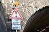 Im Straßenverkehr die Ausnahme, bei unbewussten Bewegungen die Regel: Linksabbiegen.