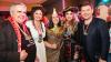 Nach "Fastnacht in Franken" zur After-Show-Party im Veitshöchheimer Haus der Begegnung: (v.li.) Domkapitular Clemens Bieber, Landtagspräsidentin Ilse Aigner, Putzfraa Ines Procter, Bildungsministerin Anna Stolz und Bauchredner Sebastian Reich.
