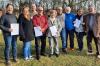 Auf dem Foto Brigitte Lutz, Simone Werner, Günter Pfister, Franz Hasenöhrl, Johanna Ullmann, Roland Henneberger, Peter Mahr, Anette Schröck, Heinz Langguth.