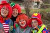 Auch in diesem Jahr sind Sonja Schirber, Andrea Hain, Ruth Gensler und Doris Goehtz wieder als Faschingsclowns mit Gitarre und Bollerwagen unterwegs, um den Seniorinnen und Senioren im Ort eine Freude zu bereiten.