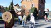 Beste Stimmung und strahlender Sonnenschein beim kleinen aber feinen Faschingszug am Rosenmontag durch Burgsinn