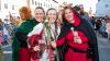 Tausende Menschen besuchen am Dienstag 04.03.25 den Kitzinger Landkreisumzug durch die Innenstadt von Kitzingen.