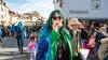 Tausende Menschen besuchen am Dienstag 04.03.25 den Kitzinger Landkreisumzug durch die Innenstadt von Kitzingen.