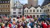 Tausende Menschen besuchen am Dienstag 04.03.25 den Kitzinger Landkreisumzug durch die Innenstadt von Kitzingen.