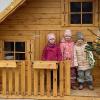 Das neue Spielhaus ist offiziell eröffnet.