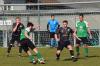 Zu oft ins Leere lief der SV Ramsthal (dunkle Trikots) im Spiel gegen die SG Frankenbrunn um Moritz Hirt (am Ball).