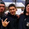 „Pommesgabel“ zum Gruß: die Metaler gaben sich rauh, aber herzlich.