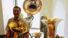 Die Tuba als Lebenseinstellung: Rupert Motschenbacher in seiner Schatzkammer. Vom riesigen Sousaphon über die F-Tuba bis zum Euphonium hat der Musiker hier die Qual der Wahl.