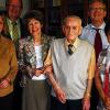 Gratulation: Heinrich Metze feierte 95. Geburtstag mit vielen Gratulanten, hier (v. li.) VdK-Ortsvorsitzende Monika Faber, Landratstellvertreter Georg Vonbrunn, Erste Bürgermeisterin Dr. Bianca Fischer, Jubilar Heinrich Metze, Sohn Konradin und Maria Spies, Vorsitzende der Garten- und Blumenfreunde.