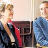 Im historischen Rathaus: Bürgermeister Jürgen Kohmann unterhält sich mit Carolin Reiber über die Inhalte der Sendung „Bayerntour“ aus Bad Staffelstein.