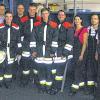 (lsc)   Mit der Prüfung in der Atemschutzübungsanlage des Landkreises Lichtenfels in Burgkunstadt endete die dreitägige Ausbildung zum Atemschutzgeräteträger bei der Feuerwehr Altenkunstadt. Das Ausbildungsteam unter der Leitung von Kreisbrandinspektor Ottmar Jahn hat die Teilnehmer in den theoretischen Grundlagen sowie der praktischen Handhabung unterwiesen. Die sechs Teilnehmer wurden auf den Umgang mit Atemschutzgeräten für den Ernstfall vorbereitet. Die 24-stündige Ausbildung umfasst den Gebrauch der Geräte, Kenntnisse über die Atmung und Atemgifte, aber auch das richtige Verhalten im Einsatz. Nach einer gemeinsamen Einsatzübung und der abschließenden schriftlichen und praktischen Prüfung konnten die künftigen Geräteträger aus Altenkunstadt das Erlernte nachweisen. Zum Abschluss wurde den erfolgreichen Teilnehmern von Kreisbrandmeister und Ausbildungsleiter Thomas Petterich eine Urkunde übergeben. Die Prüfung wurde erfolgreich abgelegt von: Michael Brunn, Alexander Krebs, Michael Oppel und Joshua Will. Die theoretische Prüfung wurde von Simone Winkler und Markus Richter abgelegt.