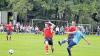 Tooor: Nach einer schönen Einzelleistung erhöht Marktzeulns André Bergmann (blaues Trikot) zum 2:0 im Landkreisduell gegen den FC Lichtenfels II.
