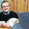 „Mau-Mau“: „Augenbaby“ beim Karteln mit Günter Dippold.