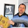 Blick zurück: Diplom-Geograf Christoph Zahalka stellte im Rahmen eines CHW-Vortrags die Bände des DARI-Verlags über fränkische Städte vor.