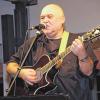 Vollblutfranke: Wolfgang Buck begeisterte seine Fans im Lichtenfelser Stadtschloss mit Liedern von humorvoll bis nachdenklich.