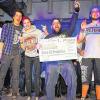 Die Gruppe „Cycoside“ freut sich über den Gewinn des Bandcontests. Im Bild (v. re.) Schlagzeuger Frank Bauernschmidt, Gitarrist Andre Müller, Sängerin Nathalie Dombrowski und Bassist Jörg Bergmann mit Sebastian Hümmer von der Music School Kulmbach, die gemeinsam mit dem Kulmbacher Jugendzentrum die Veranstaltung ausrichtete.