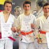 Bayerische Meister: Julian Justice (Mitte) und Lukas Lorber (re.) holten sich den Titel in der Klasse Duo U15 Men. Wolfgang Wagner (li.) wurde Zweiter in der Klasse Fighting U 18 bis 81 Kilo.