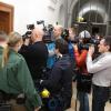 Prozessauftakt: Groß ist das Medieninteresse an dem Fall eines ehemaligen Chefarzts, der sich in Bamberg unteren anderem wegen Vergewaltung und gefährlicher Körperverletzung verantworten muss.